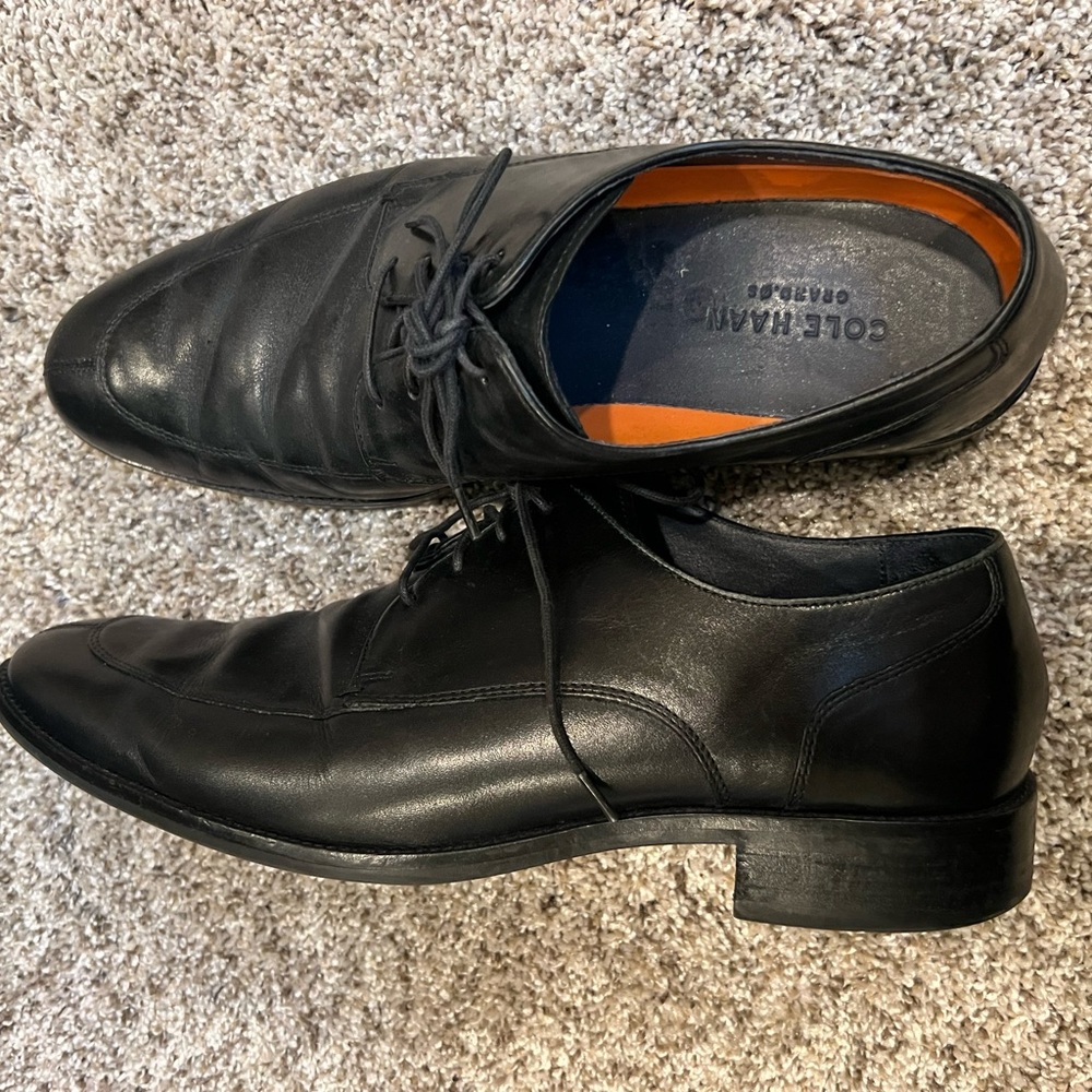 Men’s Black Cole Haan Split Toe Oxfords